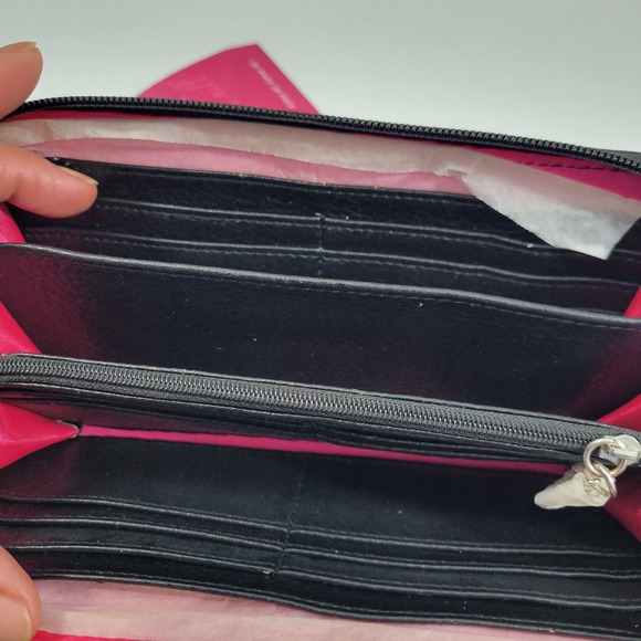 Gigi Hill Wallet Brocade Like With Raised Floral Print NWT 22724-0692 - Picture 4 of 5